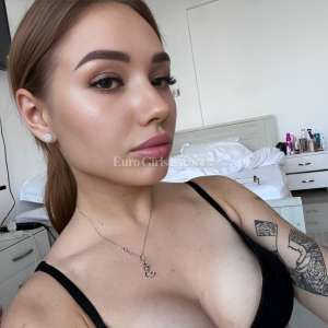 Kalçası sıkı bir escort Olya